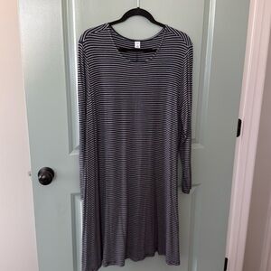 Long sleeve dress